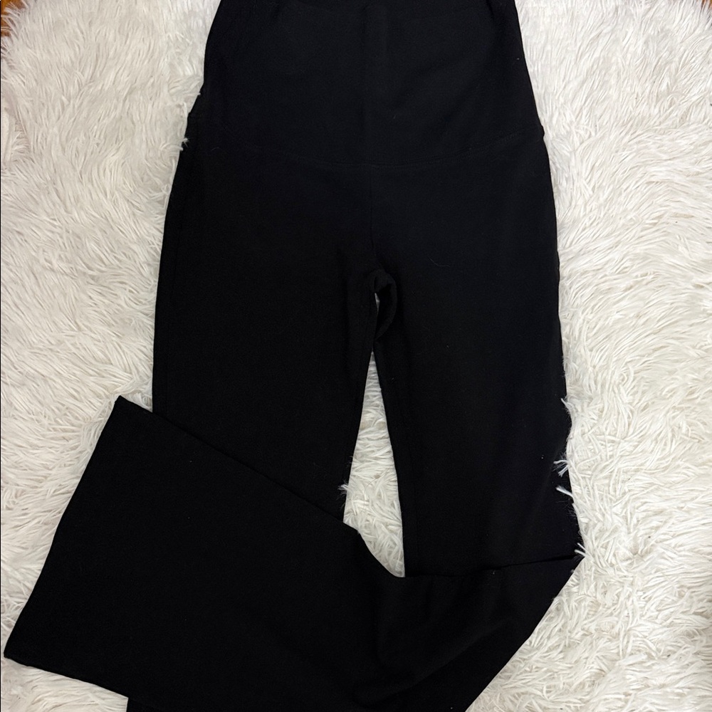 Aritzia Tna Black High-Rise Flare Yoga Pants - size xS